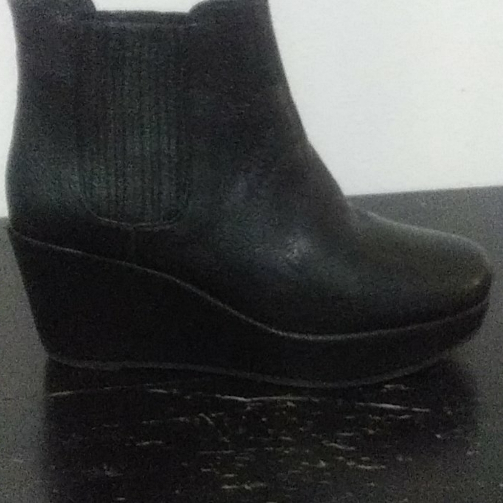 Bcbg generation booties